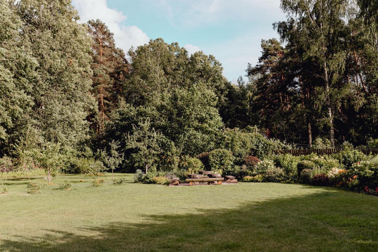 Brivdienu Maja"Jauneglites" Skulte  Luaran gambar